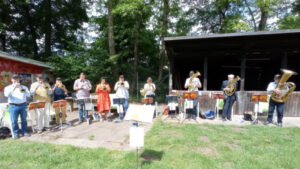 Der Posaunenchor im Waldheim 2022 (Foto: Andreas Korthauer)