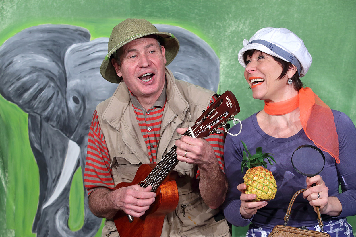 „Warum ist die Banane krumm?“ – von und mit Christof und Vladi Altmann