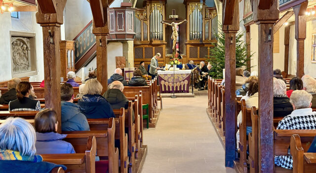 Festgottesdienst mit Einführung des neuen Kirchengemeinderats (mit Posaunenchor und Orgel), Foto GOEDE
