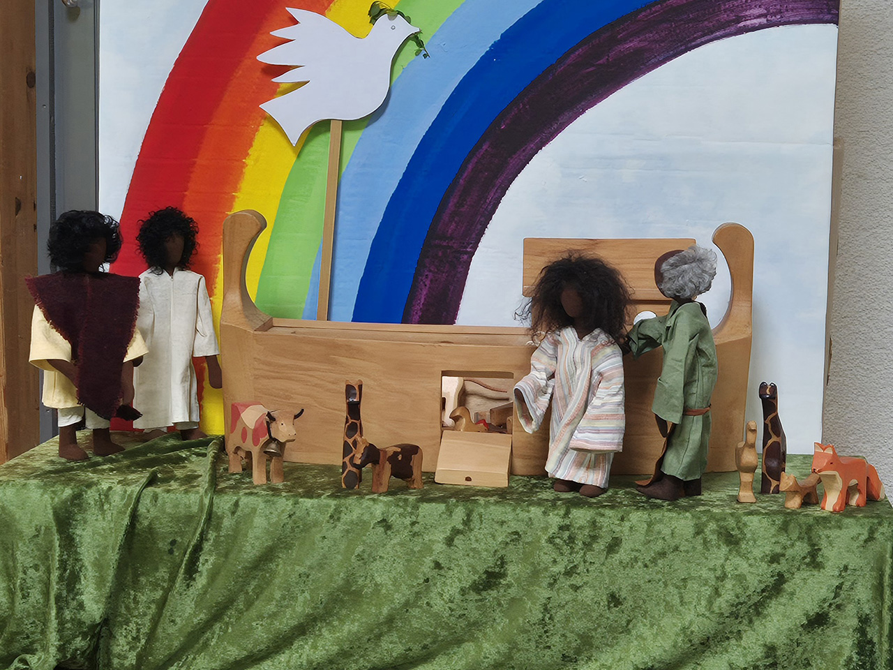 Unter Gottes Regenbogen – Tauffest im Waldheim