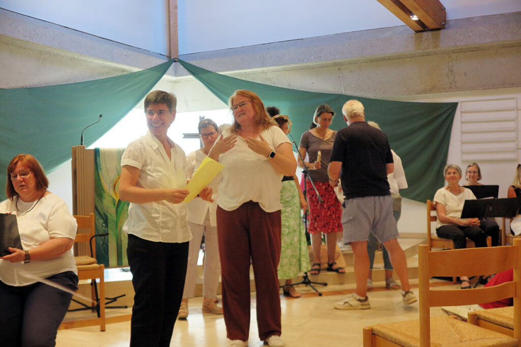 Pfarrerin Dorothea wurde am 12. Juli 2026 im Rahmen eines Gottesdienstes im Dietrich-Bonhoeffer-Gemeindezentrum feierlich in den Ruhestand verabschiedet, Foto: Hans Bitto