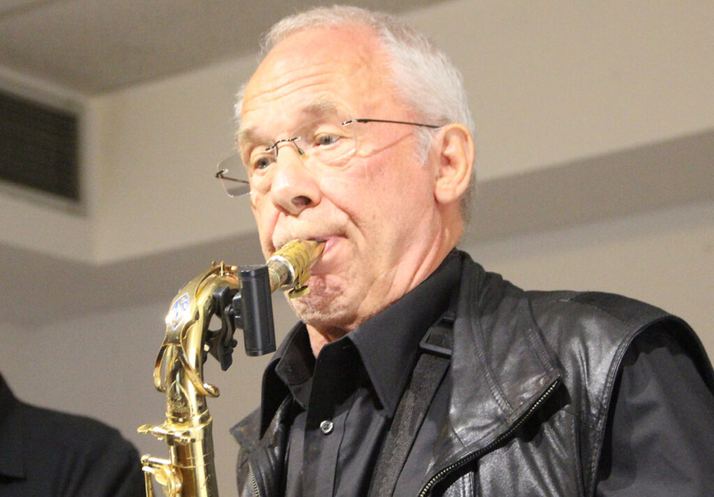 Der Veranstalter und Saxophonist Detlef Jensen, Foto Wolfgang Hägele